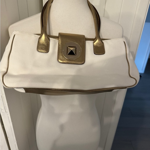 Kate Spade Ivory and Gold handbag. - Picture 5 of 6